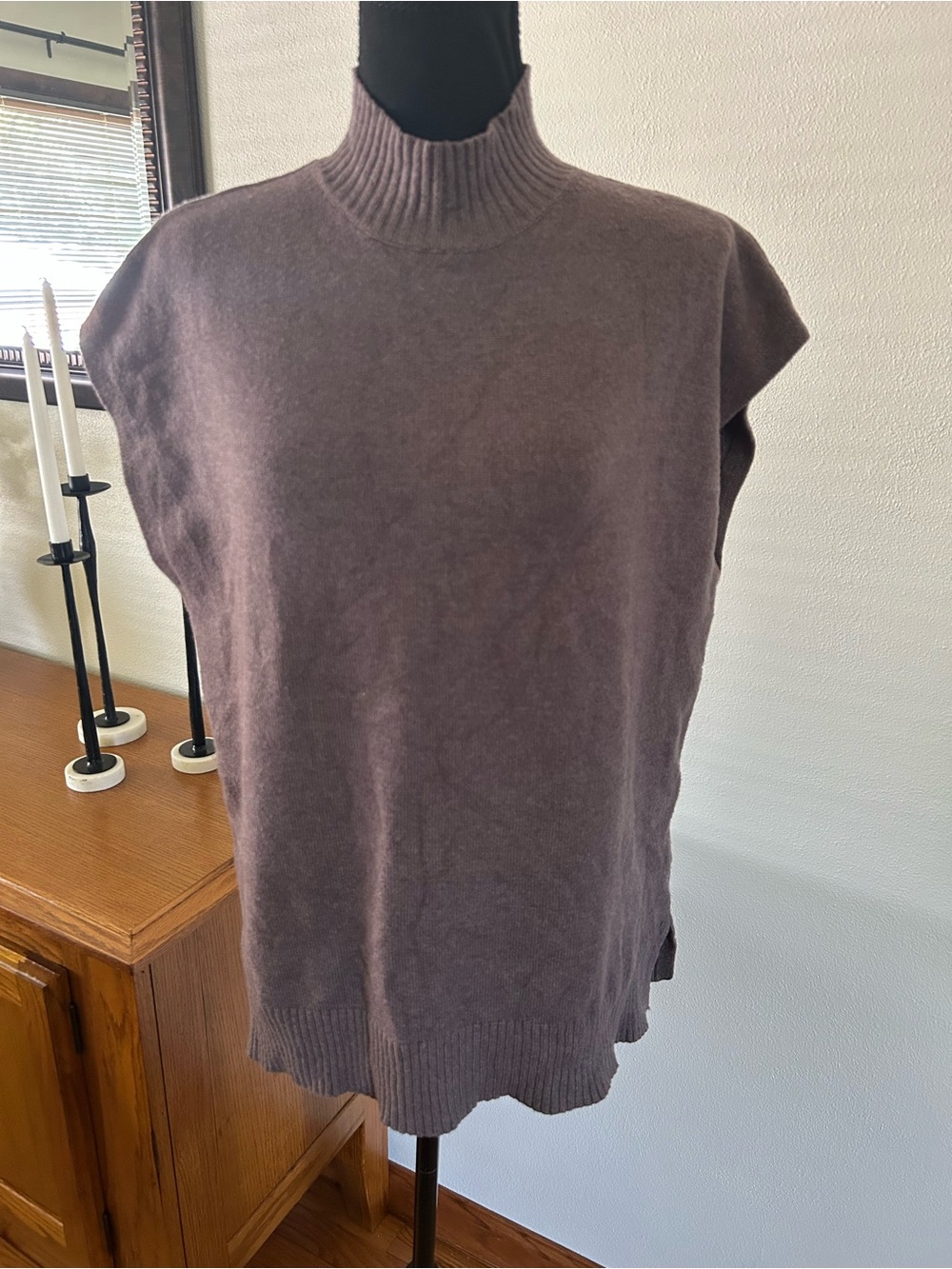 Cyrus Oversized Ribbed Mock Neck Sleeveless Sweater Brown Size Small